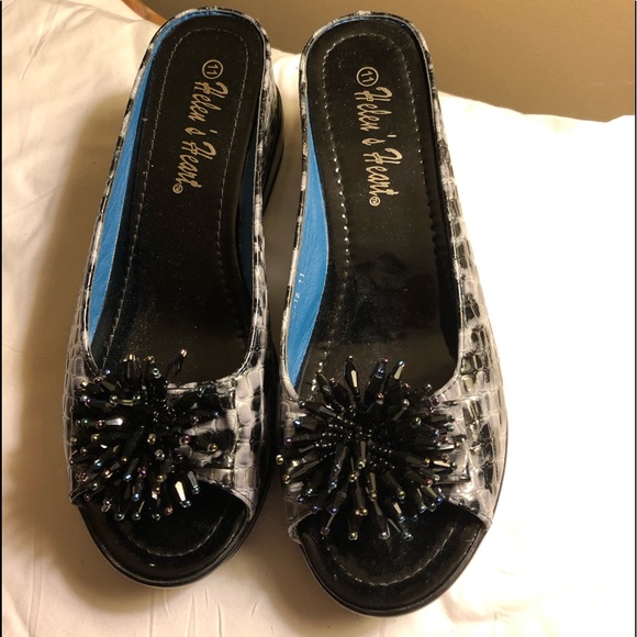 Mules/Clogs❤️‍🩹 - Picture 1 of 5